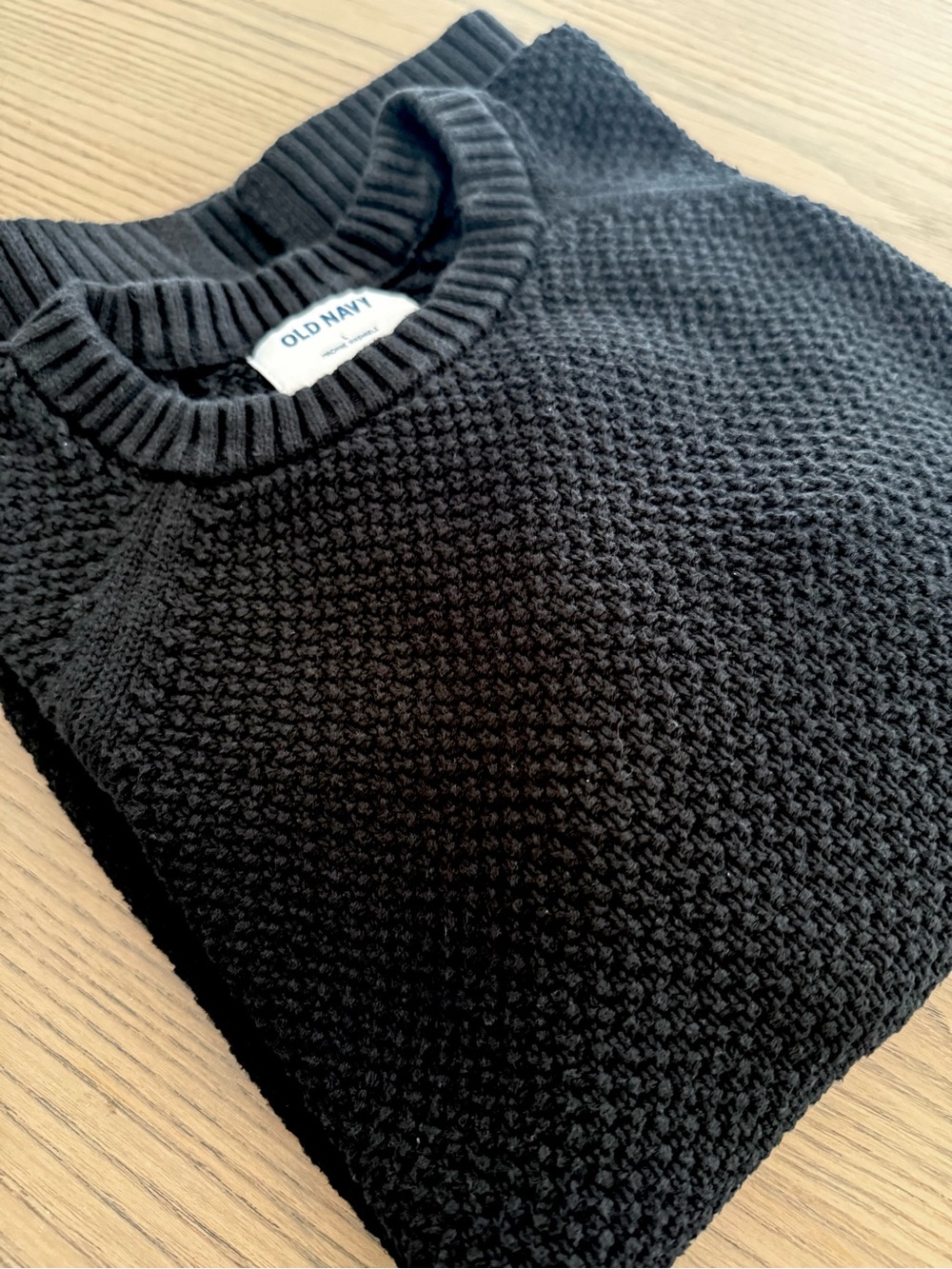Old Navy Women’s Large Black Textured Crew Neck Sweater